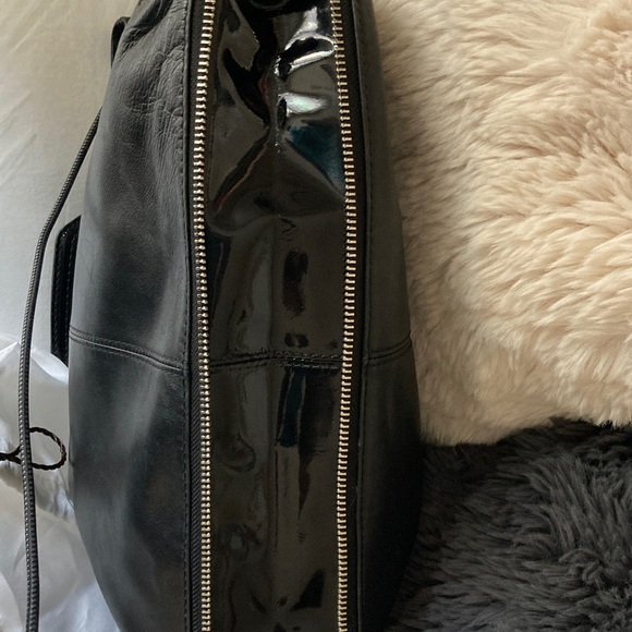 Coach Black Leather with patent leather and silver hardware with dust bag - Picture 11 of 12